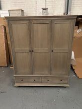 Load image into Gallery viewer, BIBURY SMOKED OAK
Triple Wardrobe Quality Furniture Clearance Ltd
