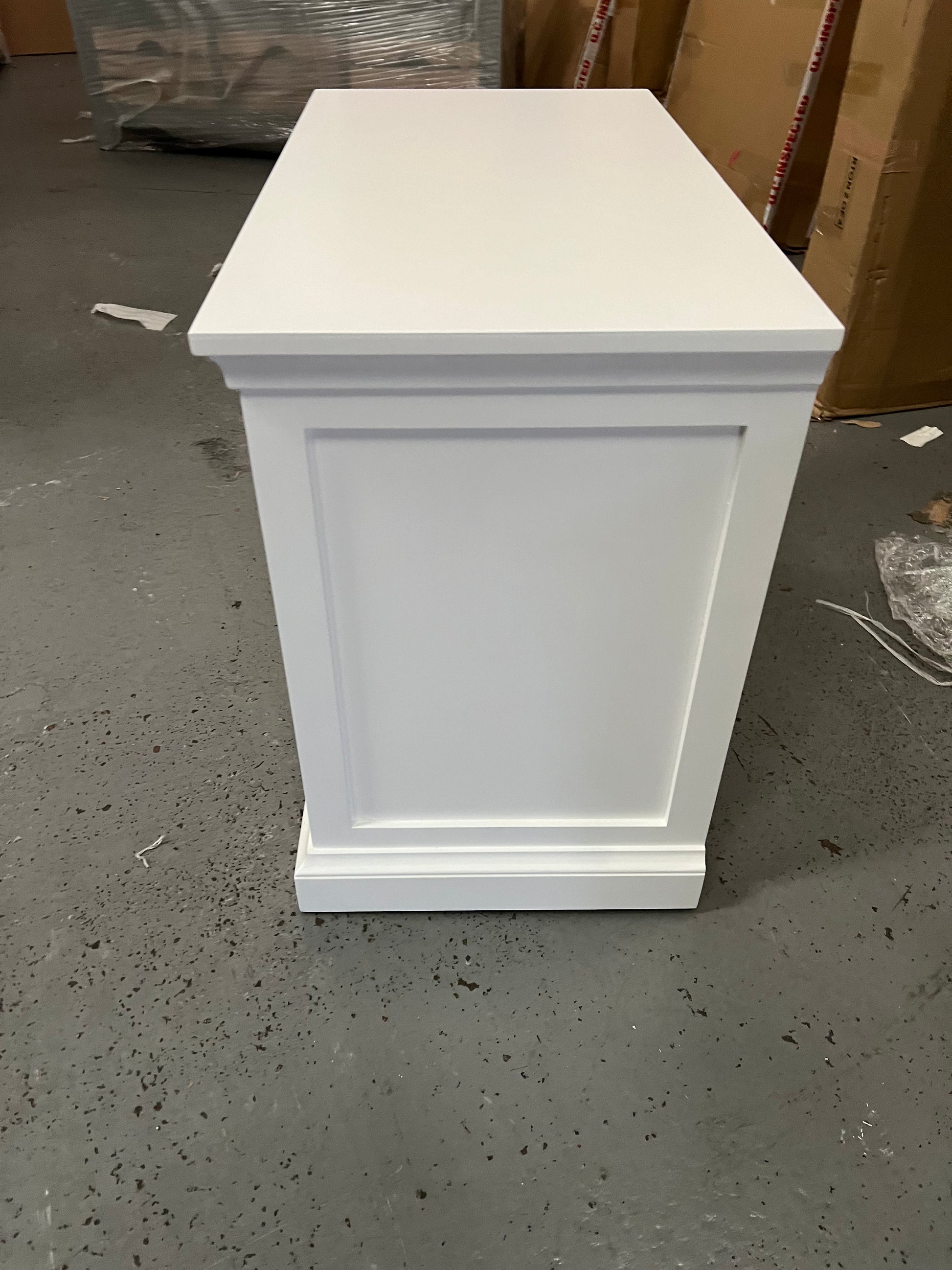 Set of 2 FAIRFORD SOFT WHITE
Large 3 Drawer Bedsides Quality Furniture Clearance Ltd