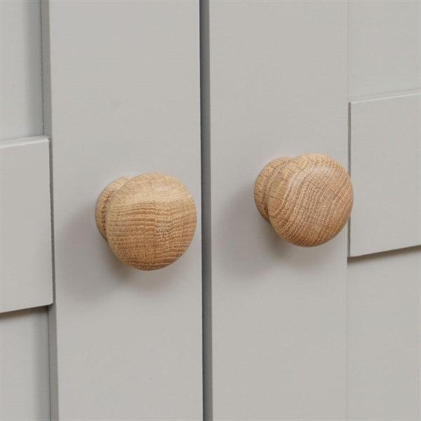 CHESTER DOVE GREY
Triple Larder Quality Furniture Clearance Ltd