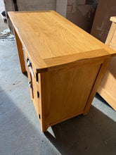 Load image into Gallery viewer, Oakland Rustic Oak Single Pedestal Desk Quality Furniture Clearance Ltd
